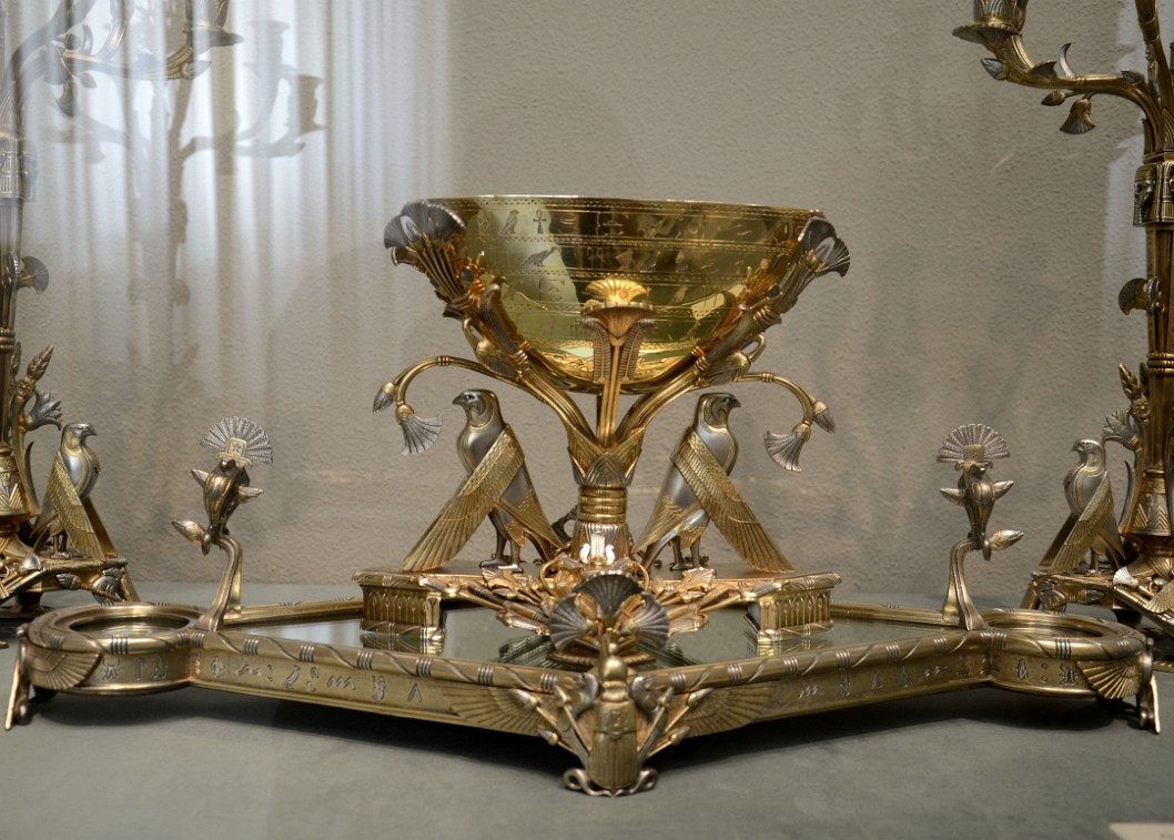 Bowl on Stand and Plateau By Elkington and Company Bowl on Stand and Plateau By Elkington and Company